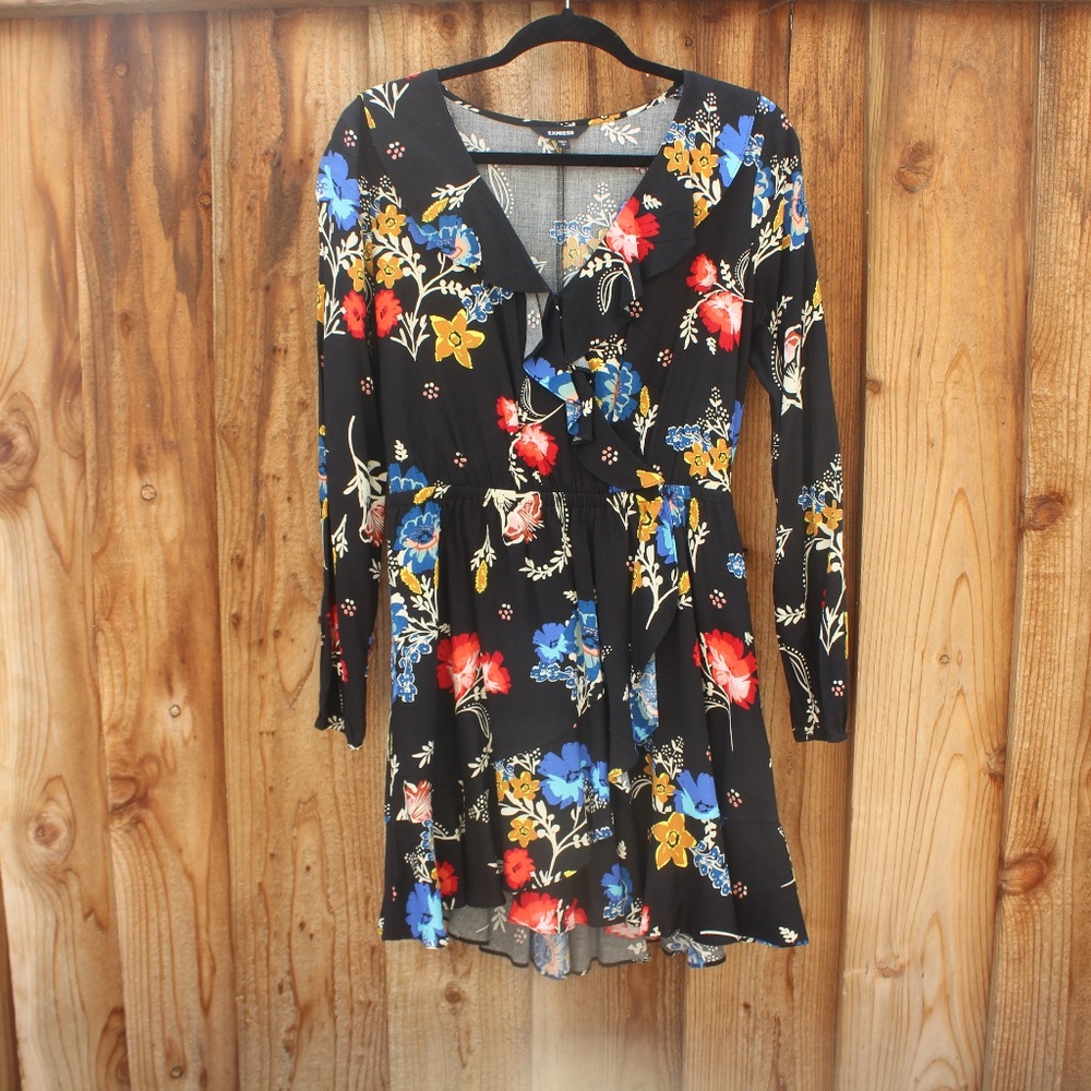 Express long sleeve floral V-neck dress
